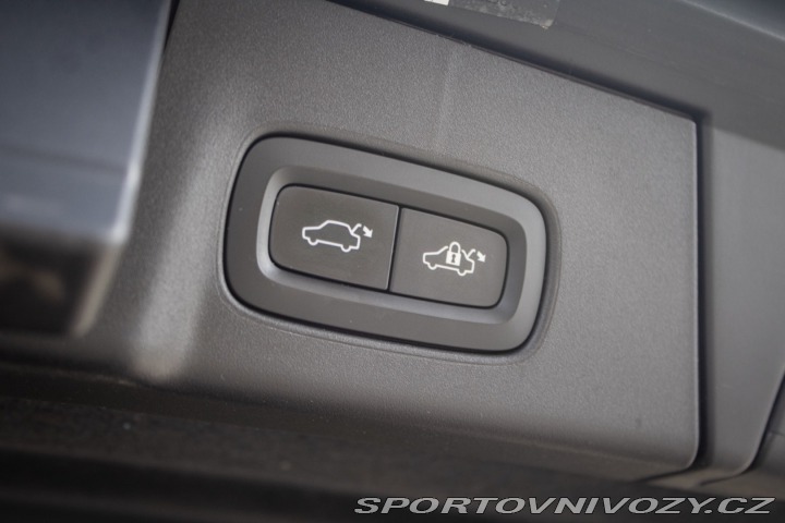 Volvo V90 CC  Cross Country D5 2.0L 2017