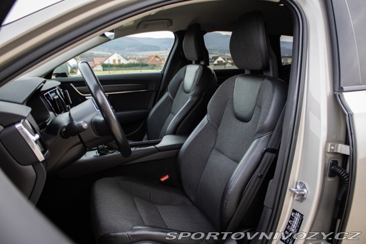 Volvo V90 CC  Cross Country D5 2.0L 2017