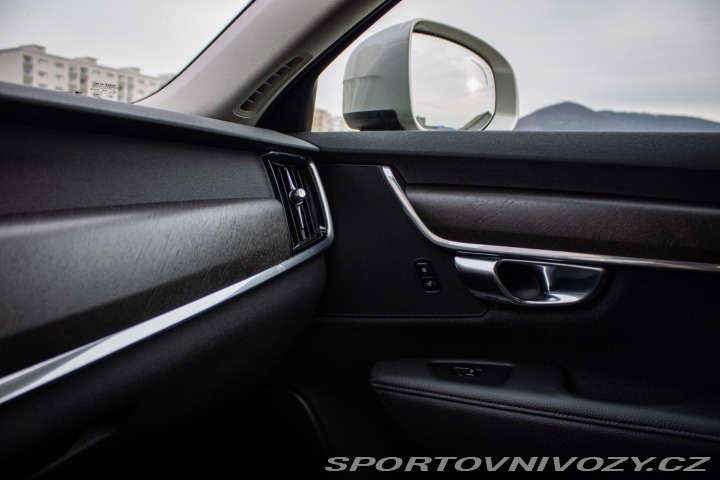 Volvo V90 CC  Cross Country D5 2.0L 2017