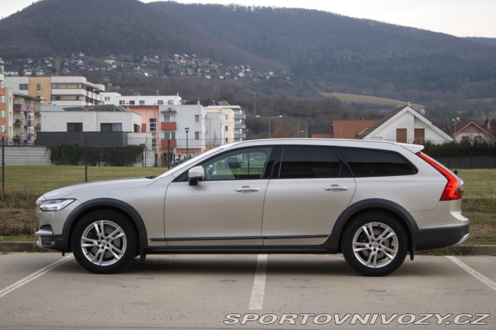 Volvo V90 CC  Cross Country D5 2.0L 2017