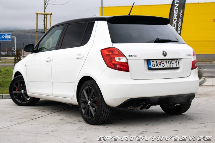 Škoda Fabia RS 1.4 TSI RS DSG 2011