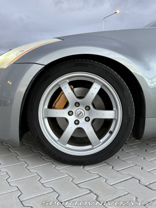 Nissan 350 Z - Nový Motor 2004
