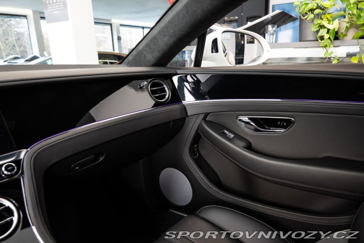 Bentley Continental GT V8 2024