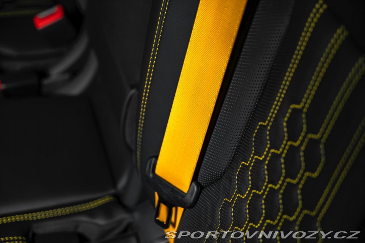 Lamborghini Urus SE PANORAMA/HUD/SENSONUM 2025