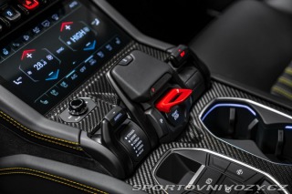 Lamborghini Urus SE PANORAMA/HUD/SENSONUM 2025