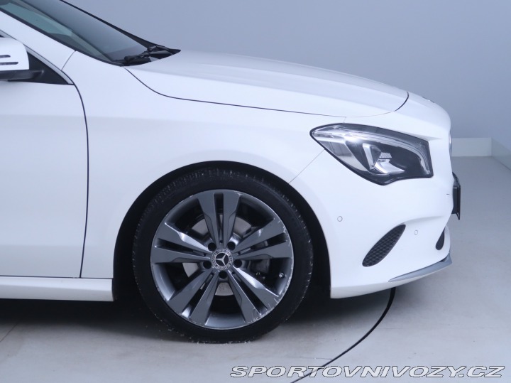 Mercedes-Benz CLA 200 2018