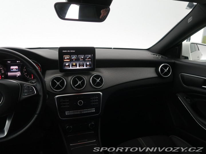 Mercedes-Benz CLA 200 2018