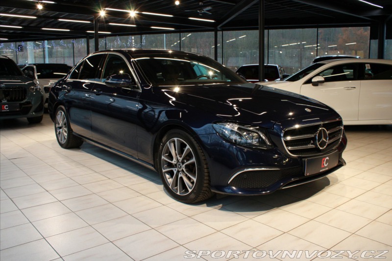 Mercedes-Benz E 200d DIS+ / 360° / NezTop