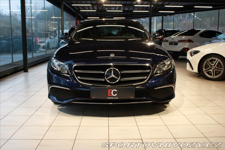 Mercedes-Benz E 200d DIS+ / 360° / NezTop 2020