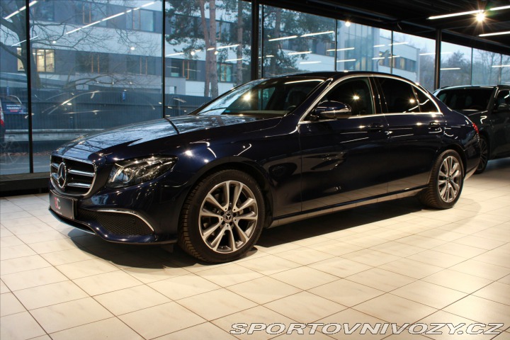 Mercedes-Benz E 200d DIS+ / 360° / NezTop 2020