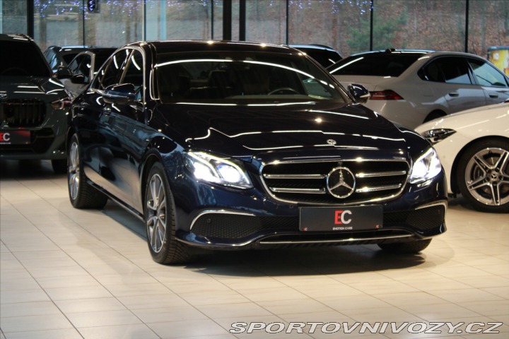 Mercedes-Benz E 200d DIS+ / 360° / NezTop 2020