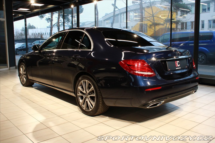 Mercedes-Benz E 200d DIS+ / 360° / NezTop 2020