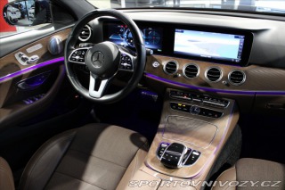 Mercedes-Benz E 200d DIS+ / 360° / NezTop 2020