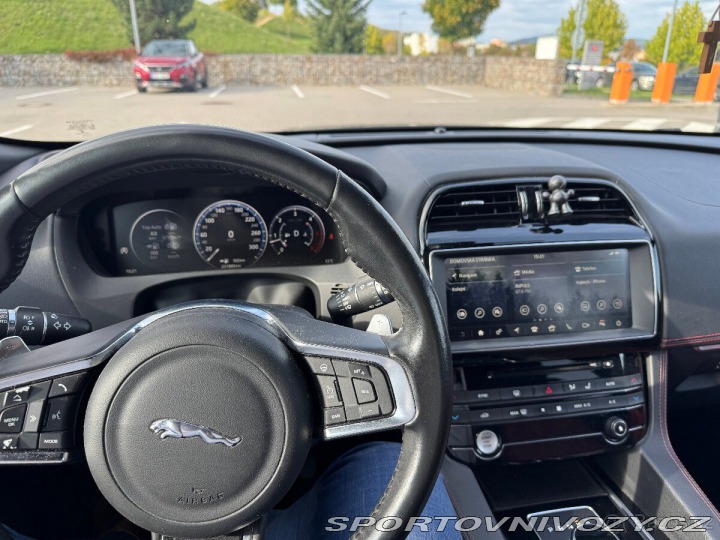 Jaguar F-Pace 3,0 d R-Sport 1800
