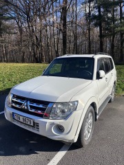 Mitsubishi  Pajero 3,2   ( 147 kW)