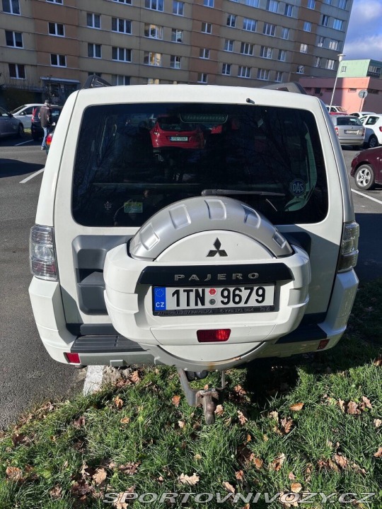 Mitsubishi Ostatní modely Pajero 3,2 ( 147 kW) 2014