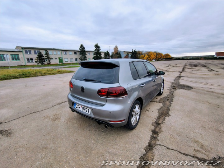 Volkswagen Golf 2,0 2011