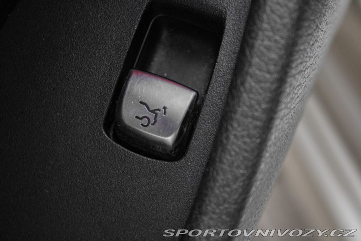 Mercedes-Benz E 2017