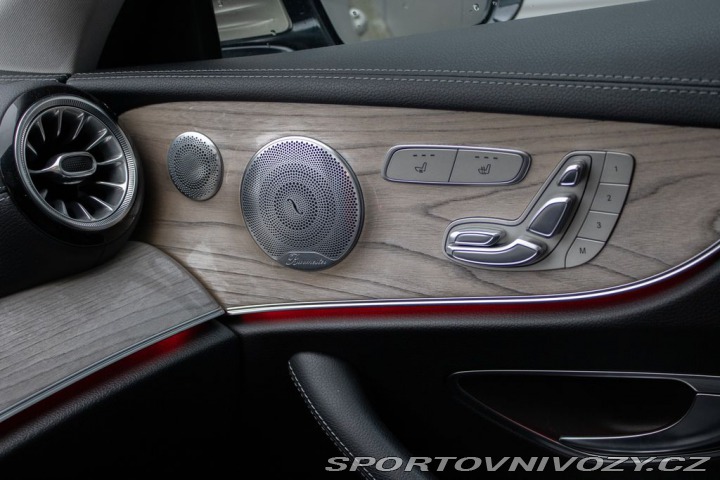 Mercedes-Benz E 2017