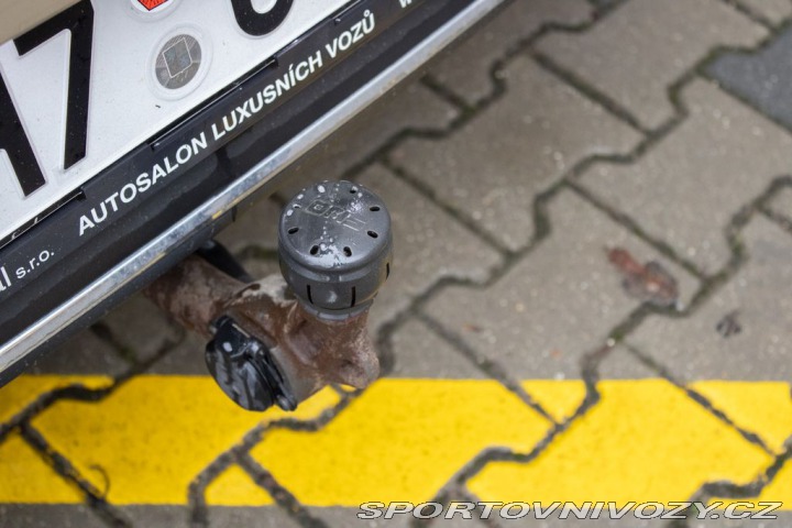 Mercedes-Benz E 2017