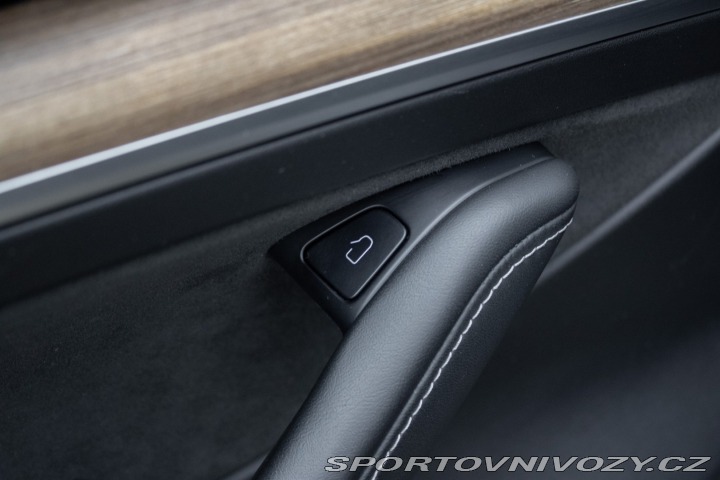 Tesla Model 3 Standard Range Plus 54kW 2021