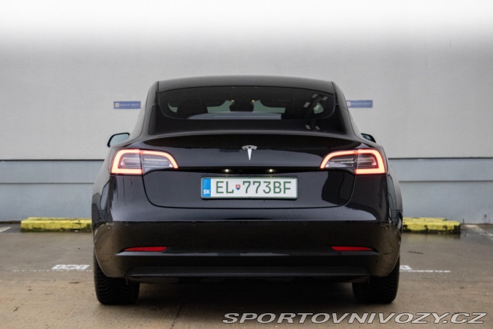 Tesla Model 3 Standard Range Plus 54kW 2021