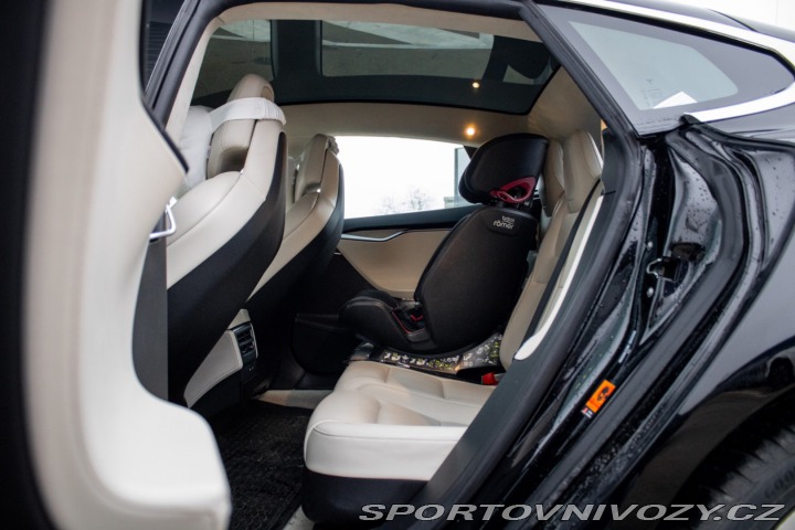 Tesla Model S 100D, 451kW, SOH 95% AJ 2018