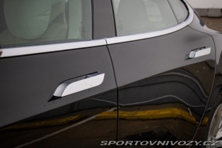 Tesla Model S 100D, 451kW, SOH 95% AJ 2018