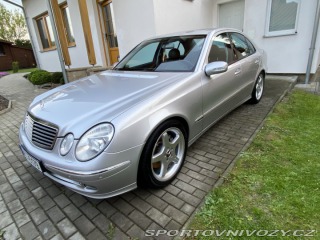 Mercedes-Benz E W211 2004