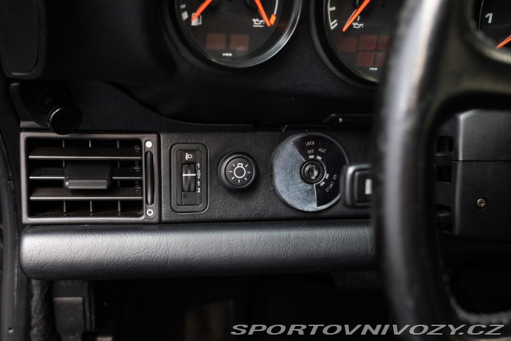 Porsche 911 (964) Carrera 2 automat 1990