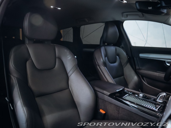 Volvo V90 2.0 T8 AWD Momentum - EL 2018