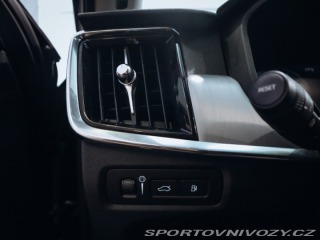 Volvo V90 2.0 T8 AWD Momentum - EL 2018