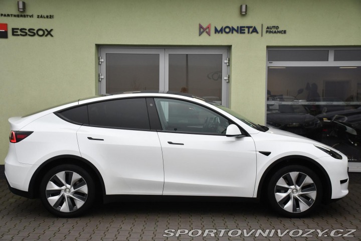 Tesla Model Y STANDARD RANGE 1M SoH 96% 2023