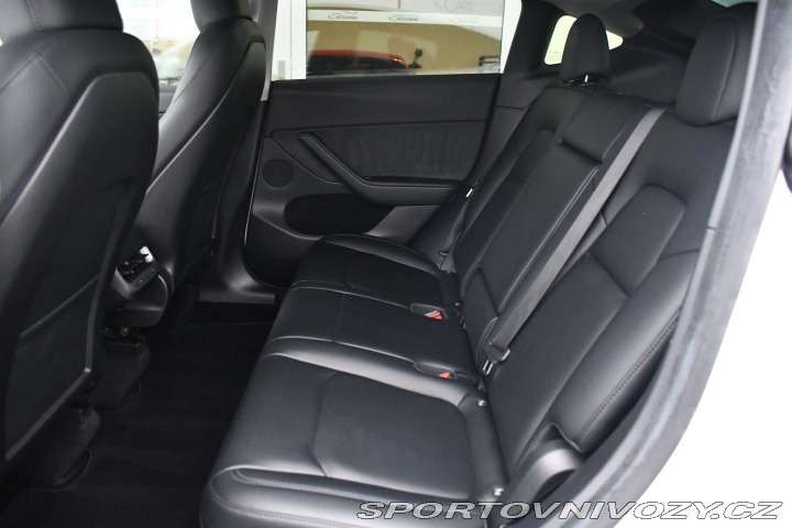 Tesla Model Y STANDARD RANGE 1M SoH 96% 2023