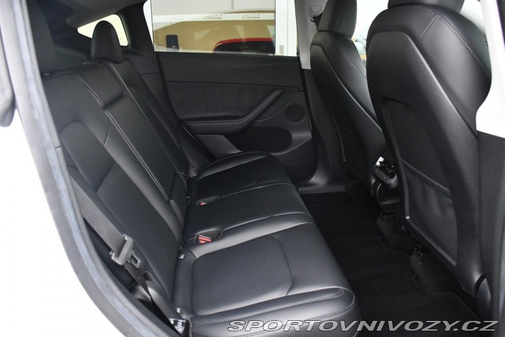 Tesla Model Y STANDARD RANGE 1M SoH 96% 2023