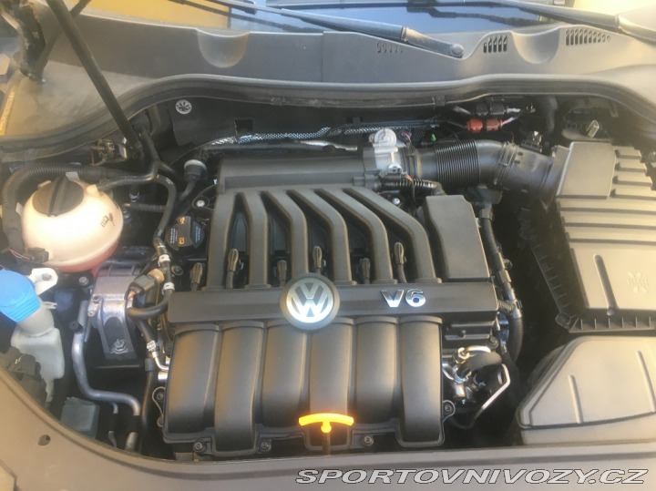 Volkswagen Ostatní modely PASSAT B7 3.6FSI 4x4 AUT 2011