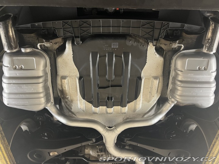 Volkswagen Ostatní modely PASSAT B7 3.6FSI 4x4 AUT 2011