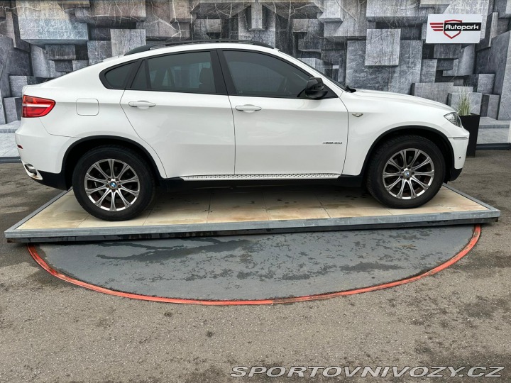 BMW X6 40D, 225KW, MASÁŽ, VÝBAVA 2012