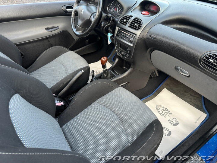 Peugeot 206 CC 2.0i 16v 100kw 2005
