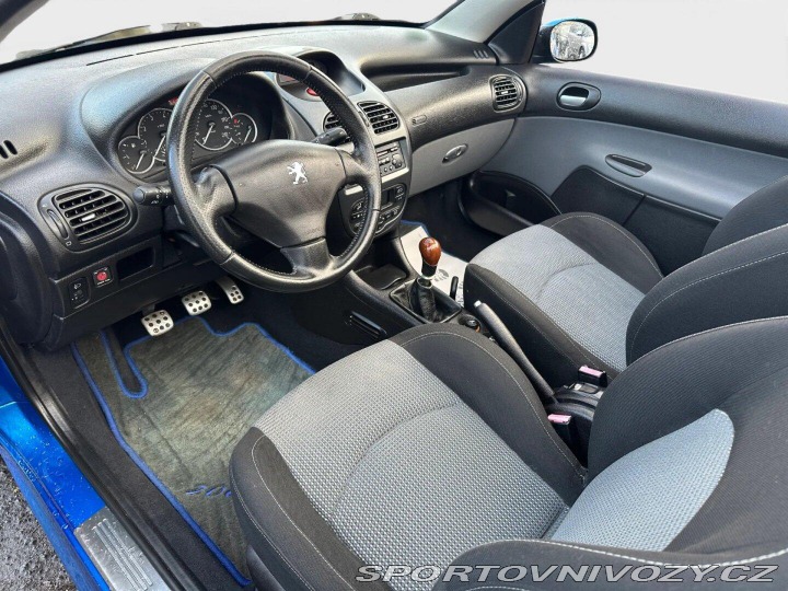 Peugeot 206 CC 2.0i 16v 100kw 2005
