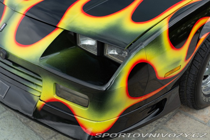 Chevrolet Camaro III Z28 RS 5.0 V8 1992
