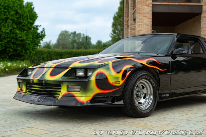 Chevrolet Camaro III Z28 RS 5.0 V8 1992