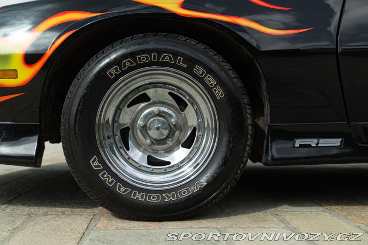 Chevrolet Camaro III Z28 RS 5.0 V8 1992