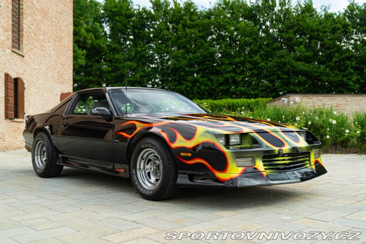 Chevrolet Camaro III Z28 RS 5.0 V8 1992
