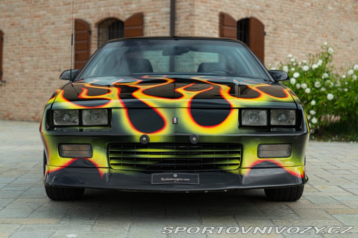 Chevrolet Camaro III Z28 RS 5.0 V8 1992