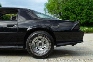 Chevrolet Camaro III Z28 RS 5.0 V8 1992