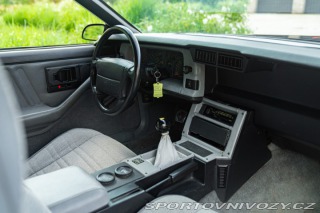 Chevrolet Camaro III Z28 RS 5.0 V8 1992