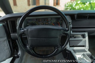Chevrolet Camaro III Z28 RS 5.0 V8 1992