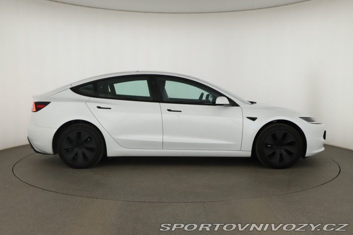 Tesla Model 3 Standard Range 60kWh 2024
