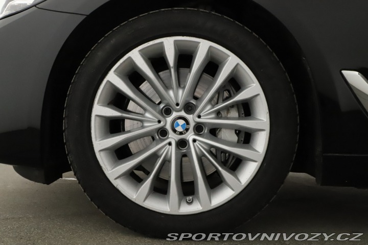 BMW 5 540i xDrive 2021